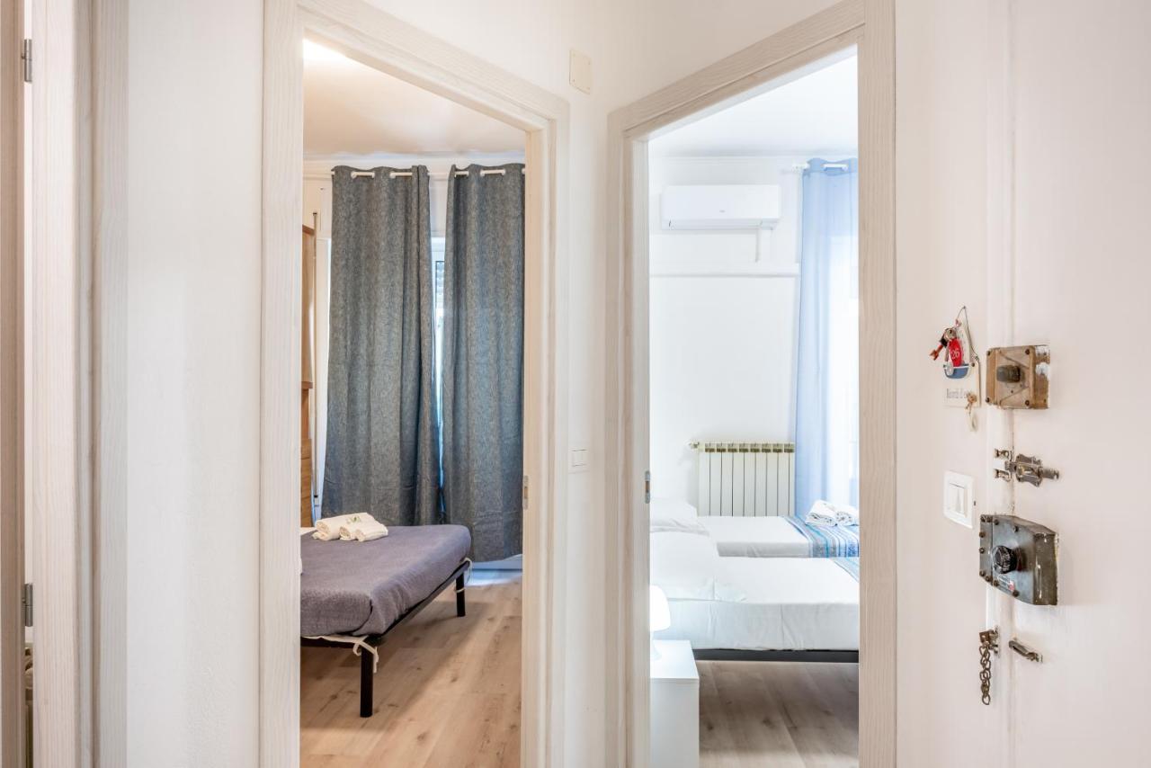 New Apt! 1Km From Central Station 'La Spezia' Bagian luar foto