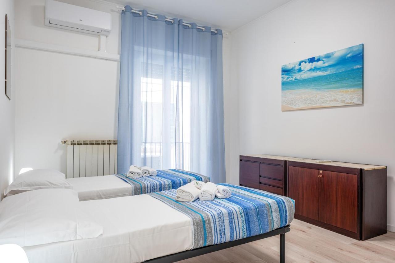New Apt! 1Km From Central Station 'La Spezia' Bagian luar foto