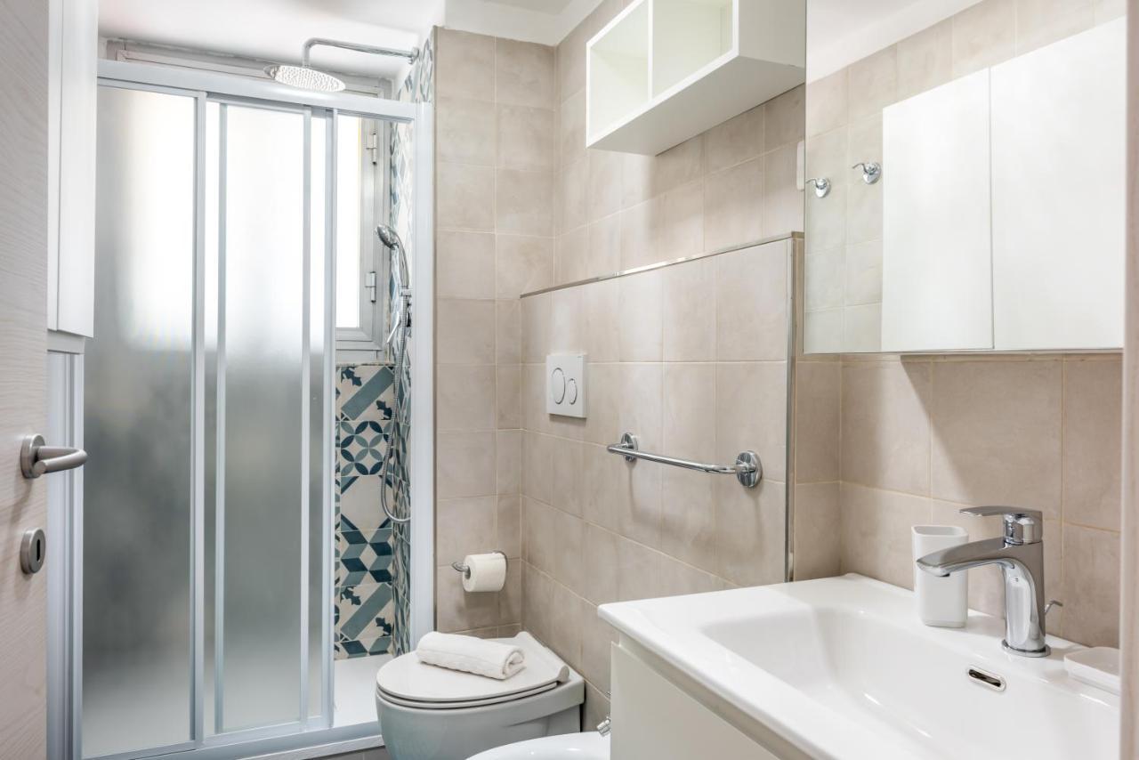 New Apt! 1Km From Central Station 'La Spezia' Bagian luar foto